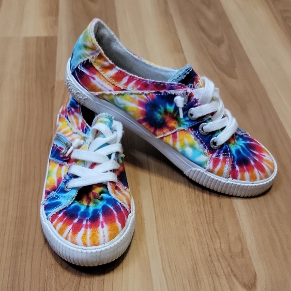 Blowfish Malibu Shoes - Blowfish Tie-Dye Slip On Sneakers Sz 6.5 - Rainbow - Comfort